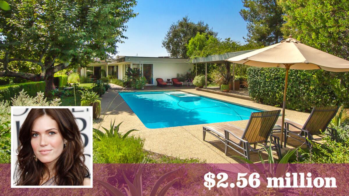 After selling in Los Feliz, actress-singer Mandy Moore has paid about $2.56 million for a Midcentury Modern house in Pasadena.