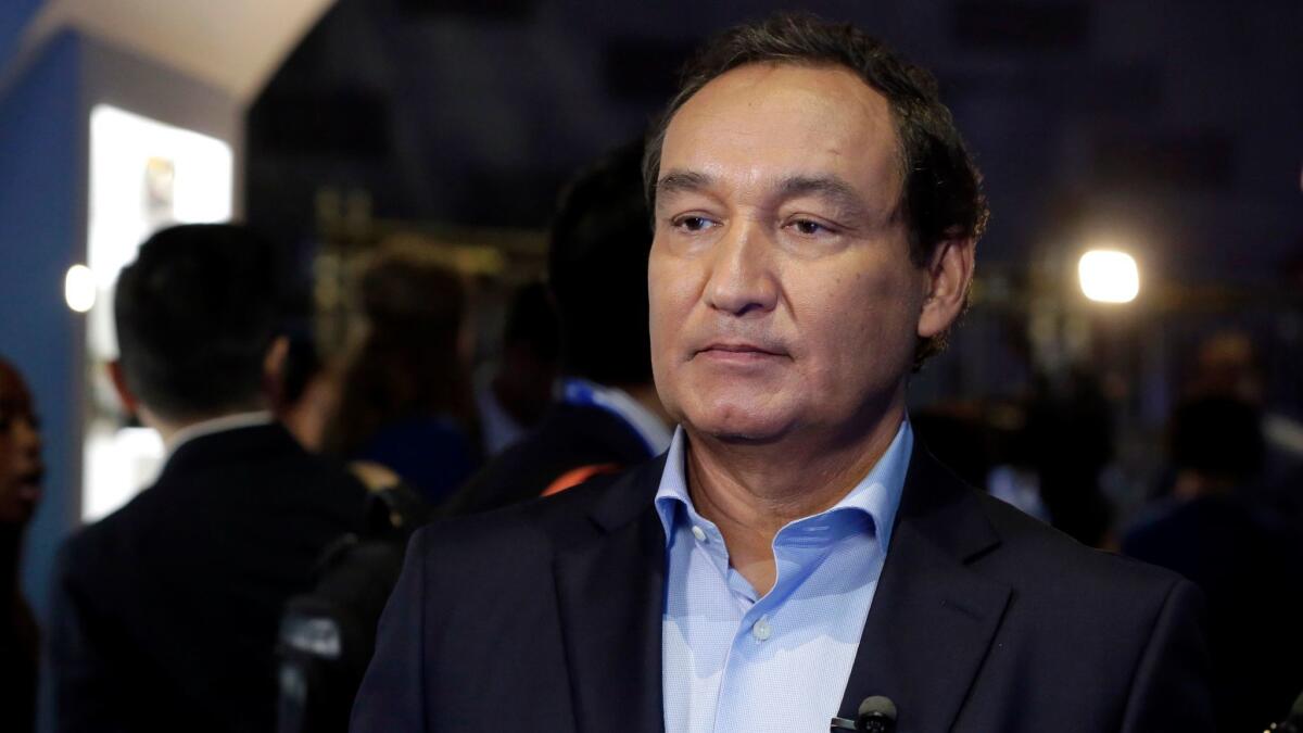 United Airlines CEO Oscar Munoz is under fire for how the company responded to an incident in which a passenger was violently dragged off a plane so a crew member could take his seat.