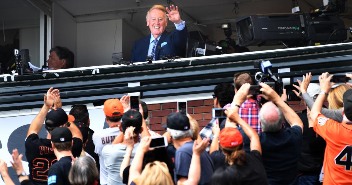 Dodgertown fans wave goodbye to 60-year friends