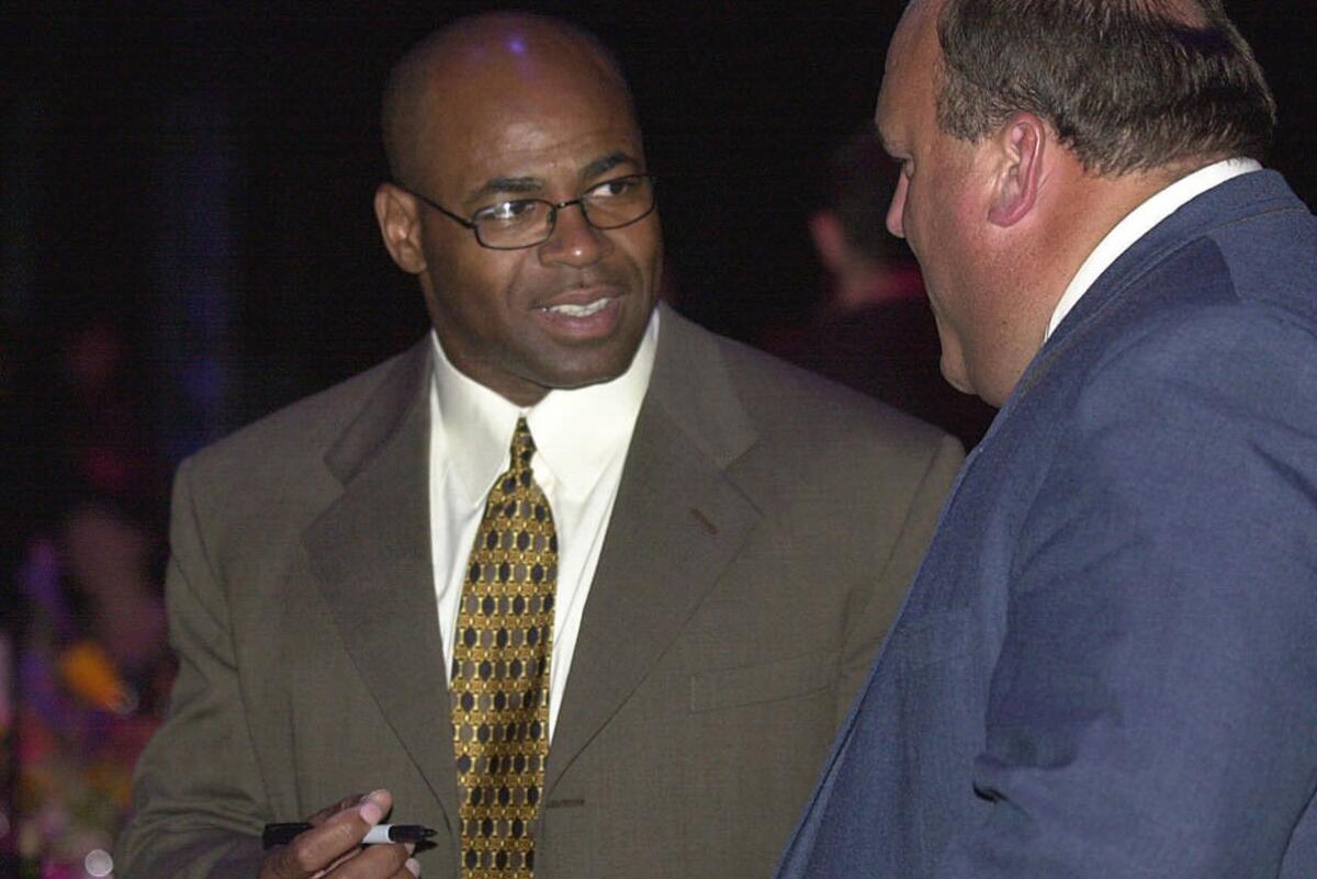 Saints to add the late linebacker Sam Mills to ring of honor - The