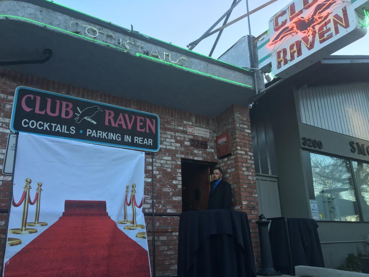 Oscars night draws a crowd to Club Raven in East