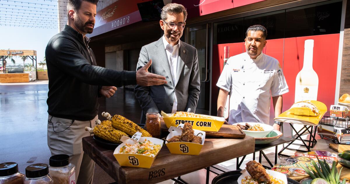 San Diego Padres Opening Day 2022: What to Eat at Petco Park – NBC