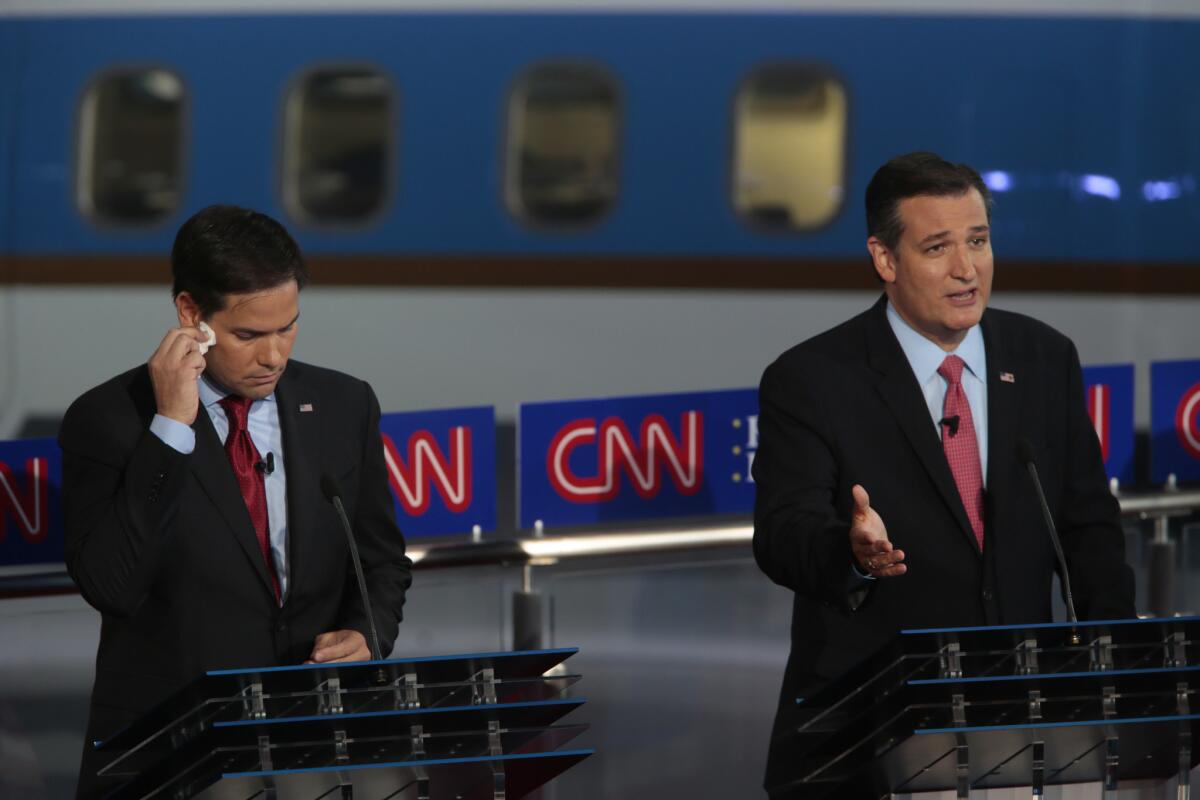 Marco Rubio, left, and Ted Cruz