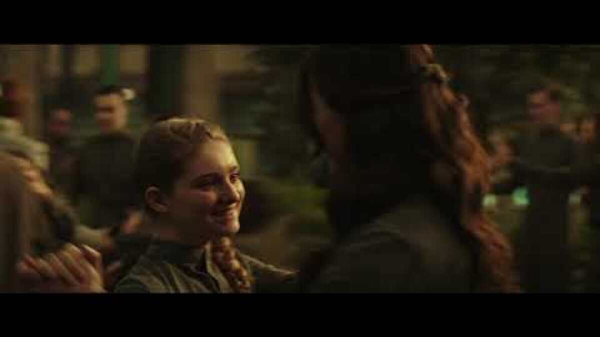 Review: Jennifer Lawrence and 'The Hunger Games' deserved a better ending  than 'Mockingjay — Part 2' - Los Angeles Times