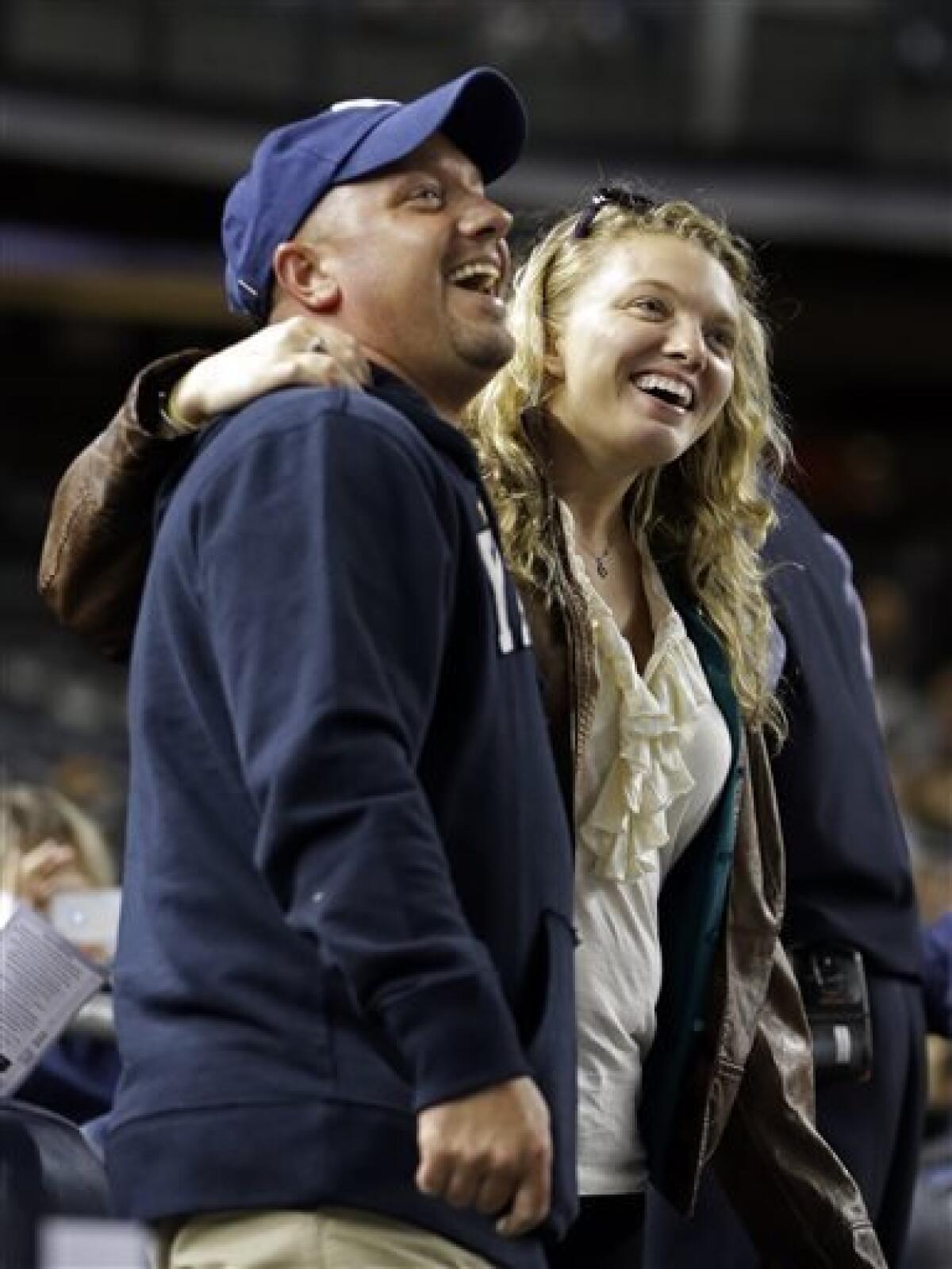 Boston Marathon: Yankees play 'Sweet Caroline' to honor bombing victims 