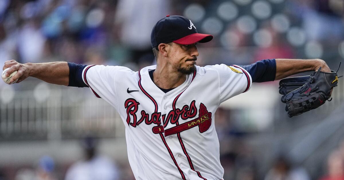 Morton strikes out 10, leaves Yankees with losing record as Braves