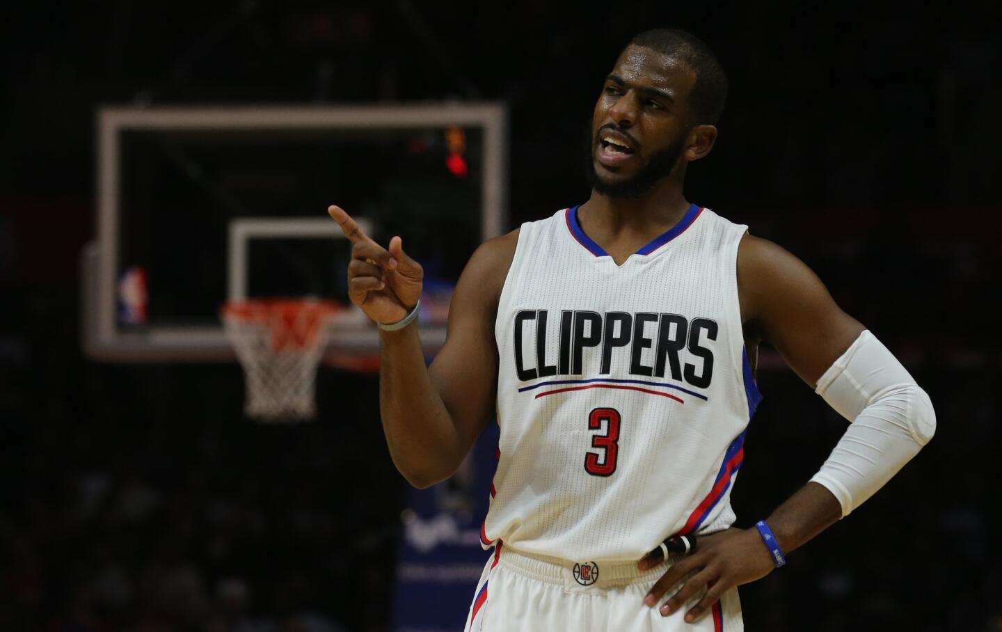 Clippers point guard Chris Paul takes the floor against the Bucks.
