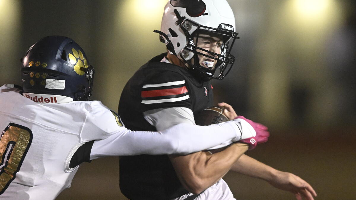 High school football: Jackson Diehl has big Senior Night as La Jolla High routs Morse to win Eastern title - Vimarsana News