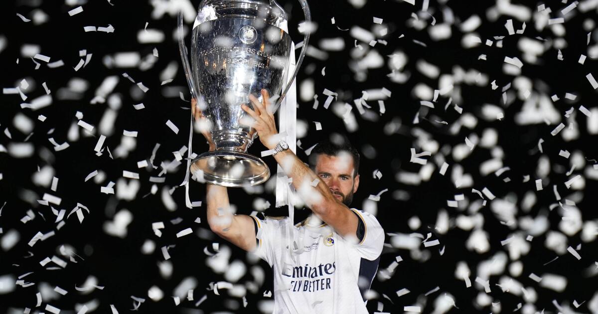 El Real Madrid celebra un nuevo título de Champions con su afición en las calles de la capital española