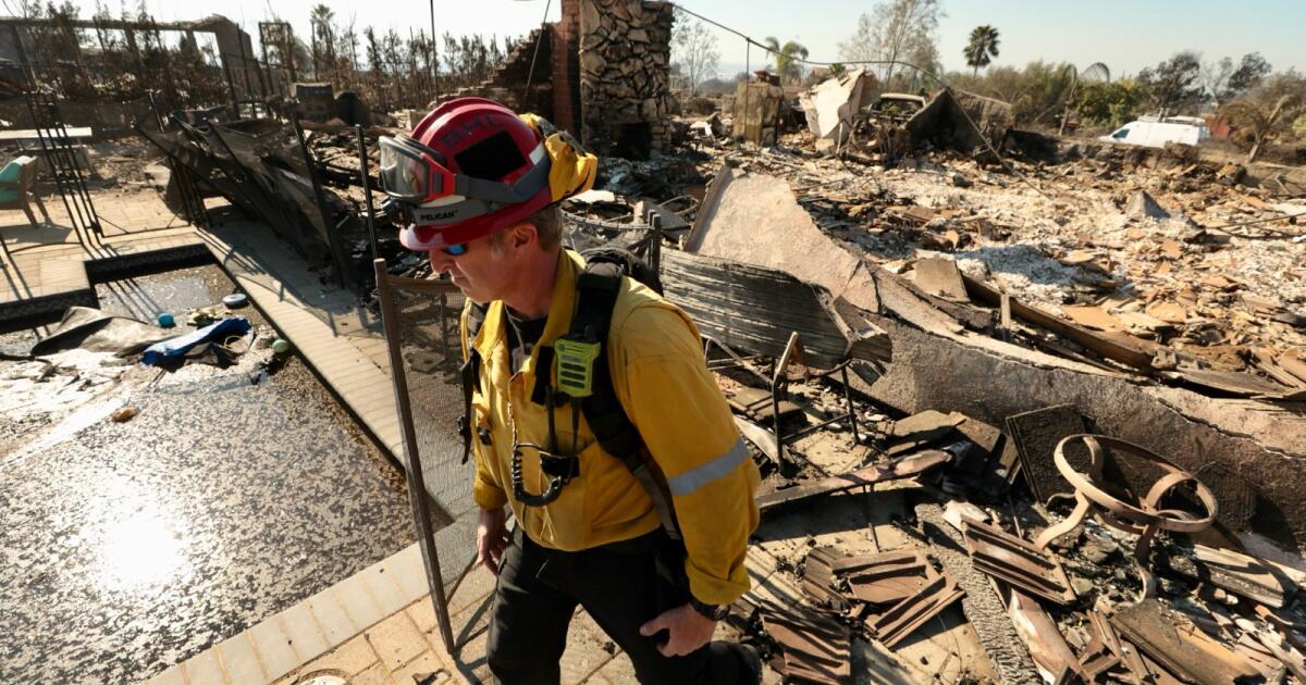 Favorable weather is helping firefighters battle the devastating Mountain Fire Favorable weather is helping firefighters battle the devastating Mountain Fire
