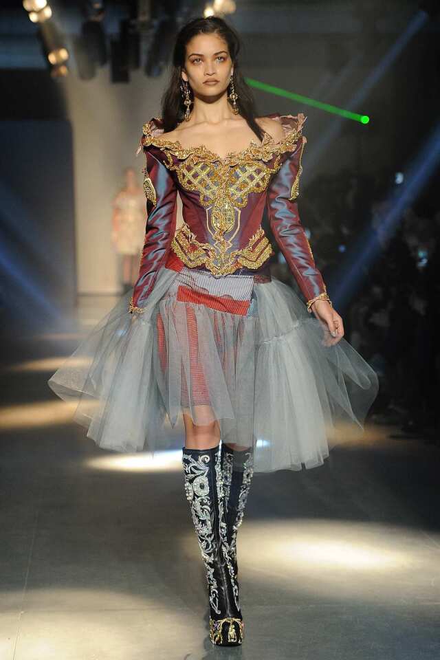 Paris Fashion Week: Vivienne Westwood fall-winter 2012 - Los Angeles Times