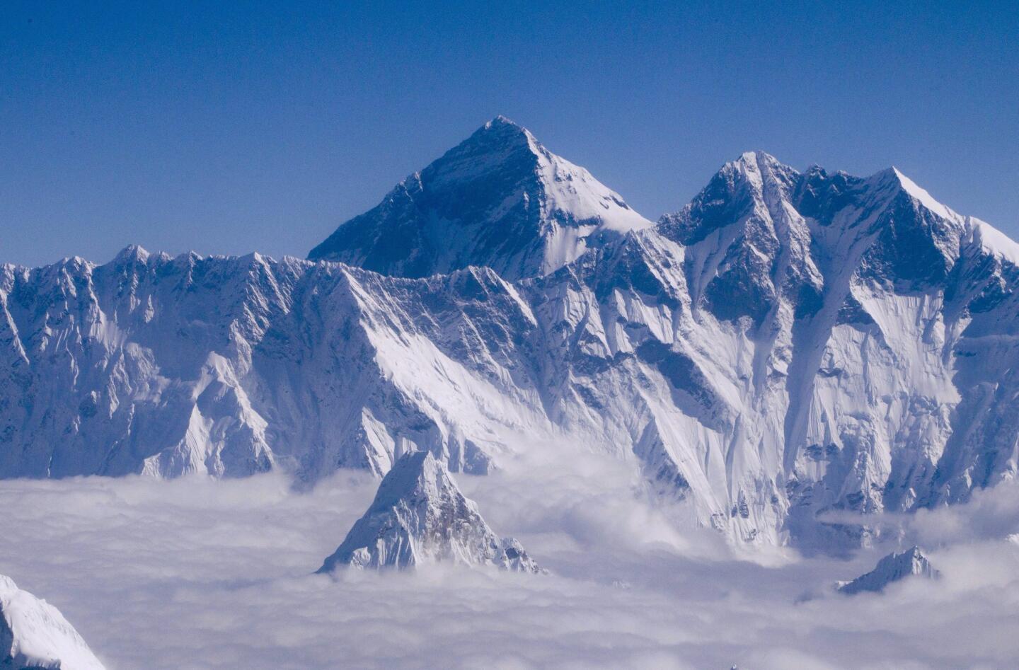 Avalanche on Mt. Everest