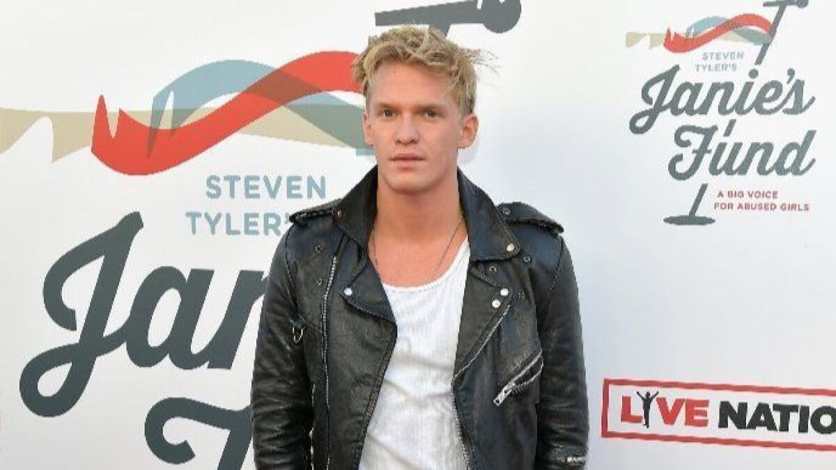Australian singer-songwriter Cody Simpson has listed his contemporary town home in West Hollywood for sale at $1.395 million.
