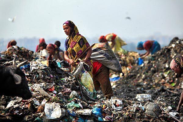 New Delhi's 'trash mountain'