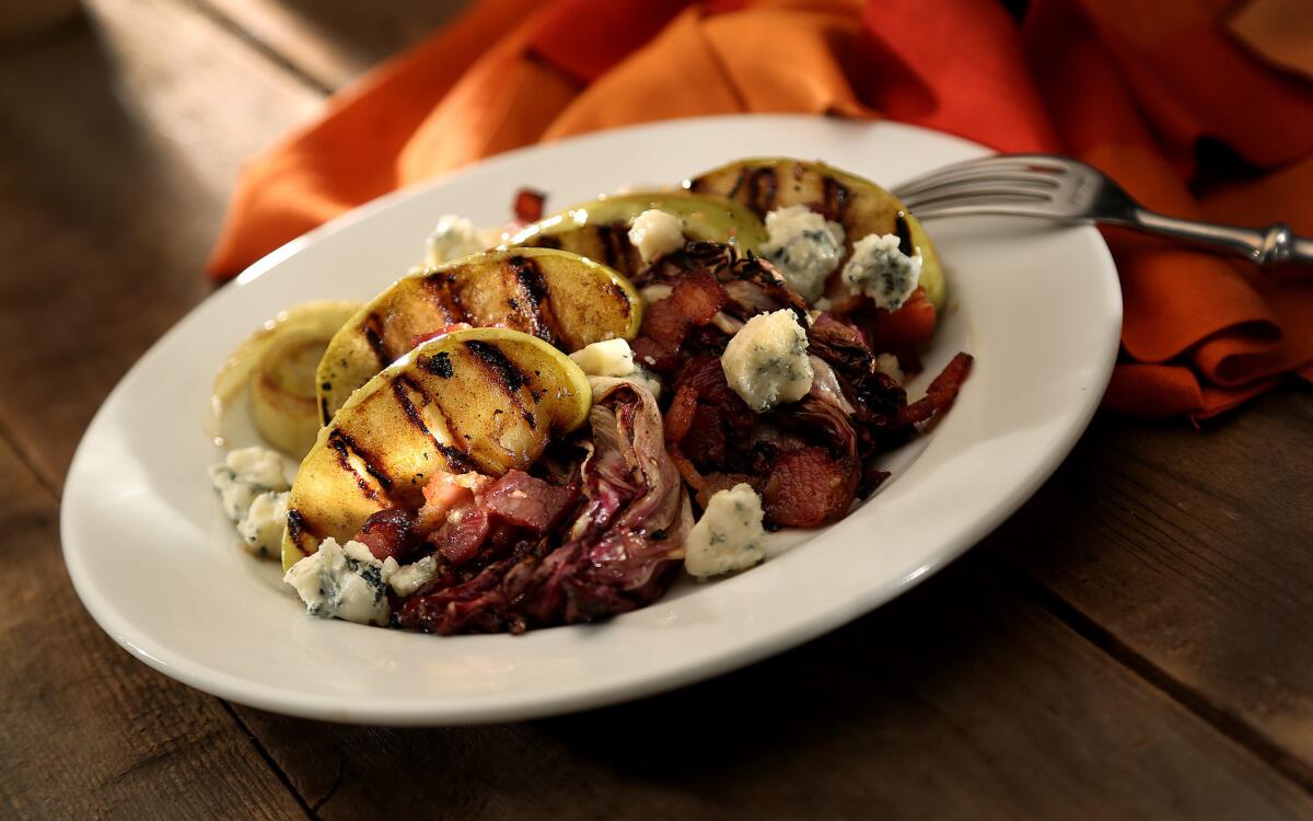 Grilled apple salad with blue cheese and maple vinaigrette
