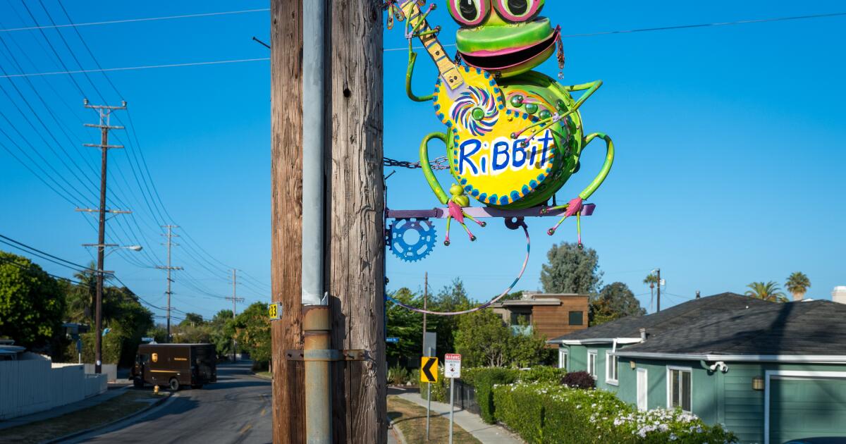 Opinion: Los Angeles’ officialdom objects to utility pole sculptures. Neighbors love them.