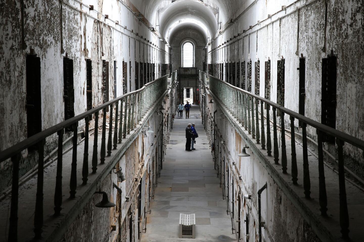 Prisoners living better than the president