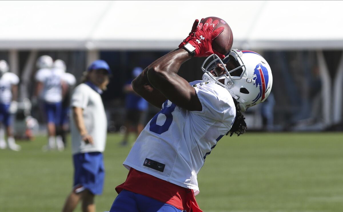 Buffalo Bills wide receiver Andre Roberts (18) catches a pass during an NFL football training camp in Orchard Park, N.Y., Monday, Aug. 31, 2020. (James P. McCoy/Buffalo News via AP, Pool)