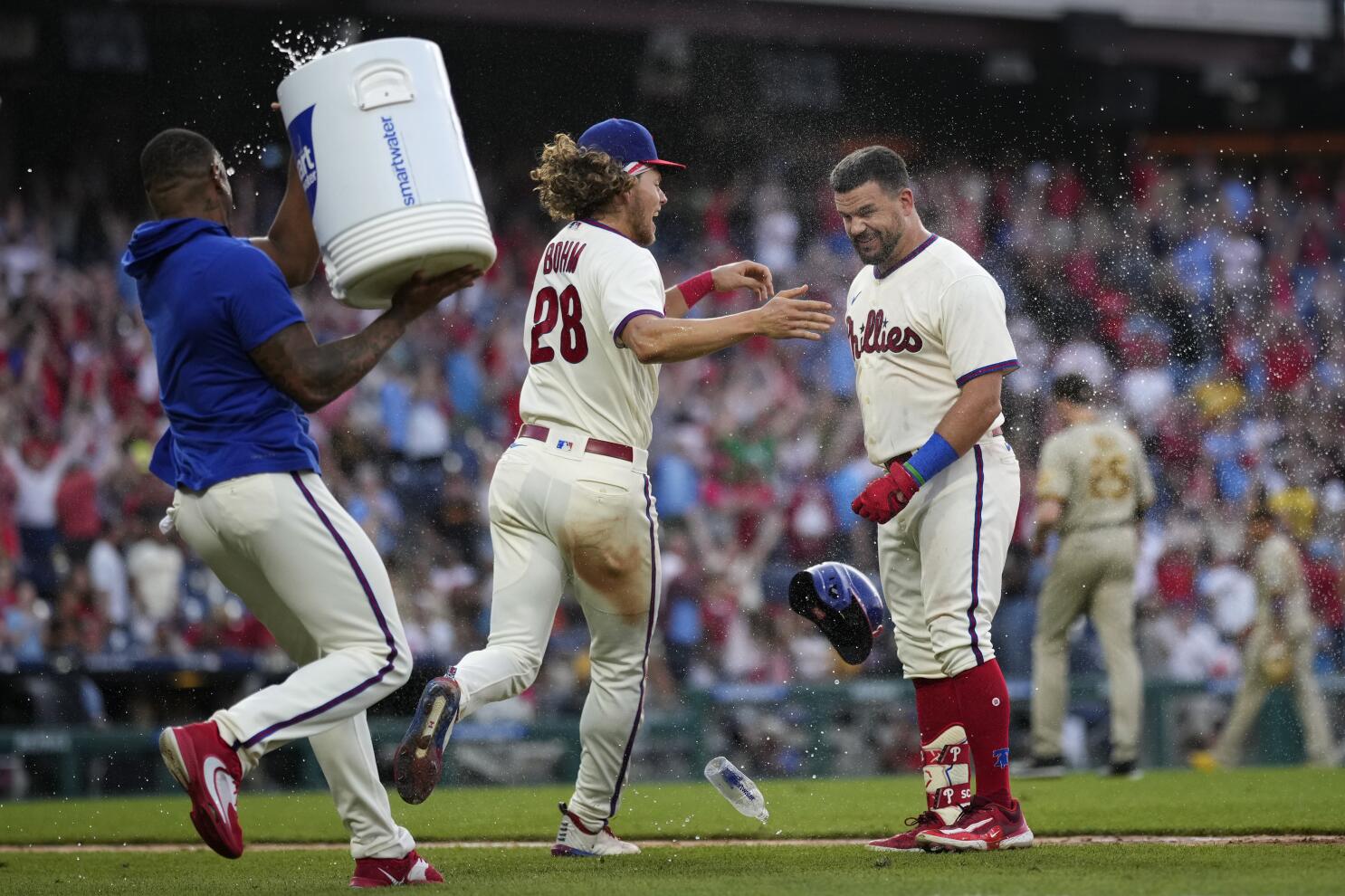 Harper, Thomson ejected, Phillies 5 game winning streak snapped