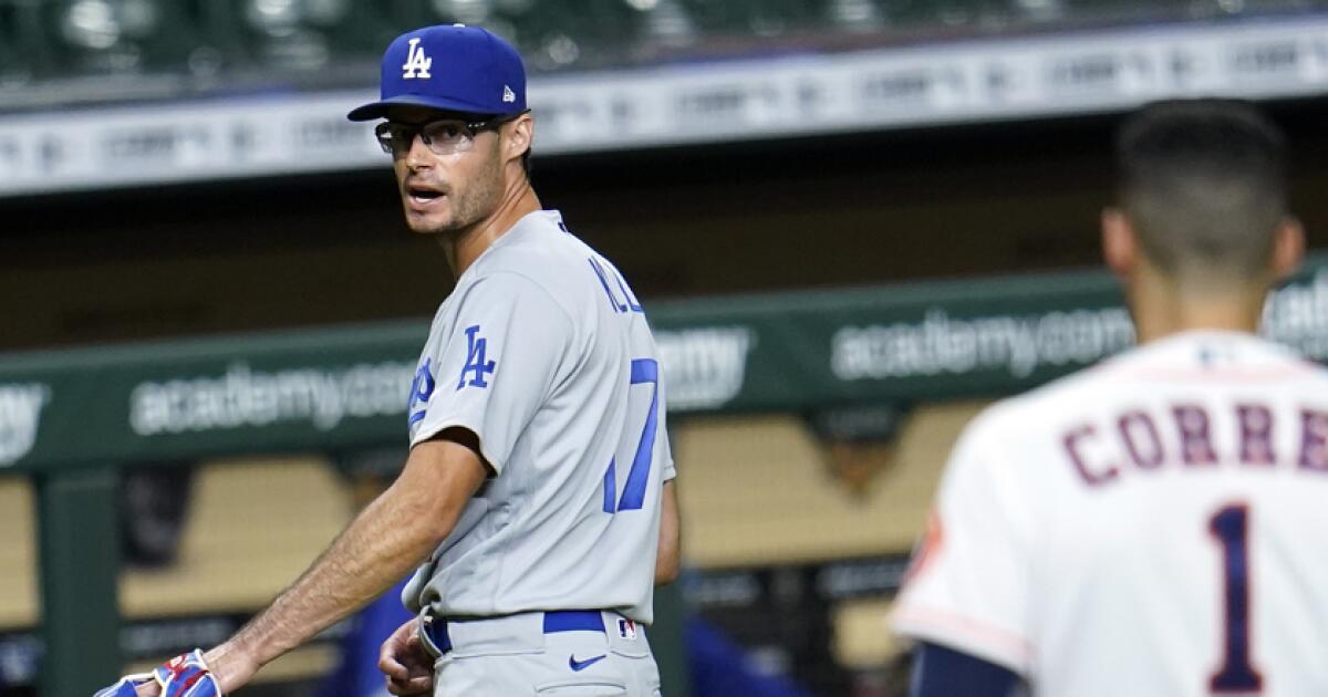 Houston Astros balk helps fuel Dodgers' wacky comeback victory - Los  Angeles Times