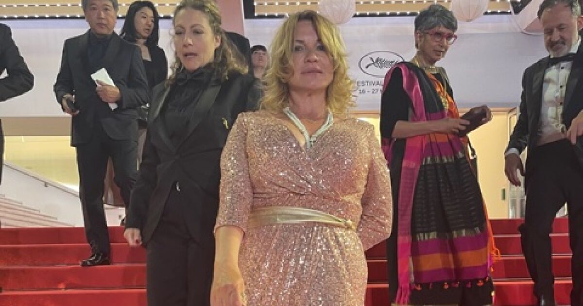 Le nouveau film du producteur de La Jolla avec Johnny Depp a ouvert le Festival de Cannes