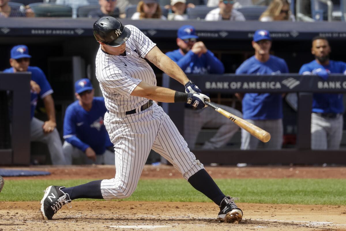 Yankees lose DJ LeMahieu to IL before AL wild-card madness