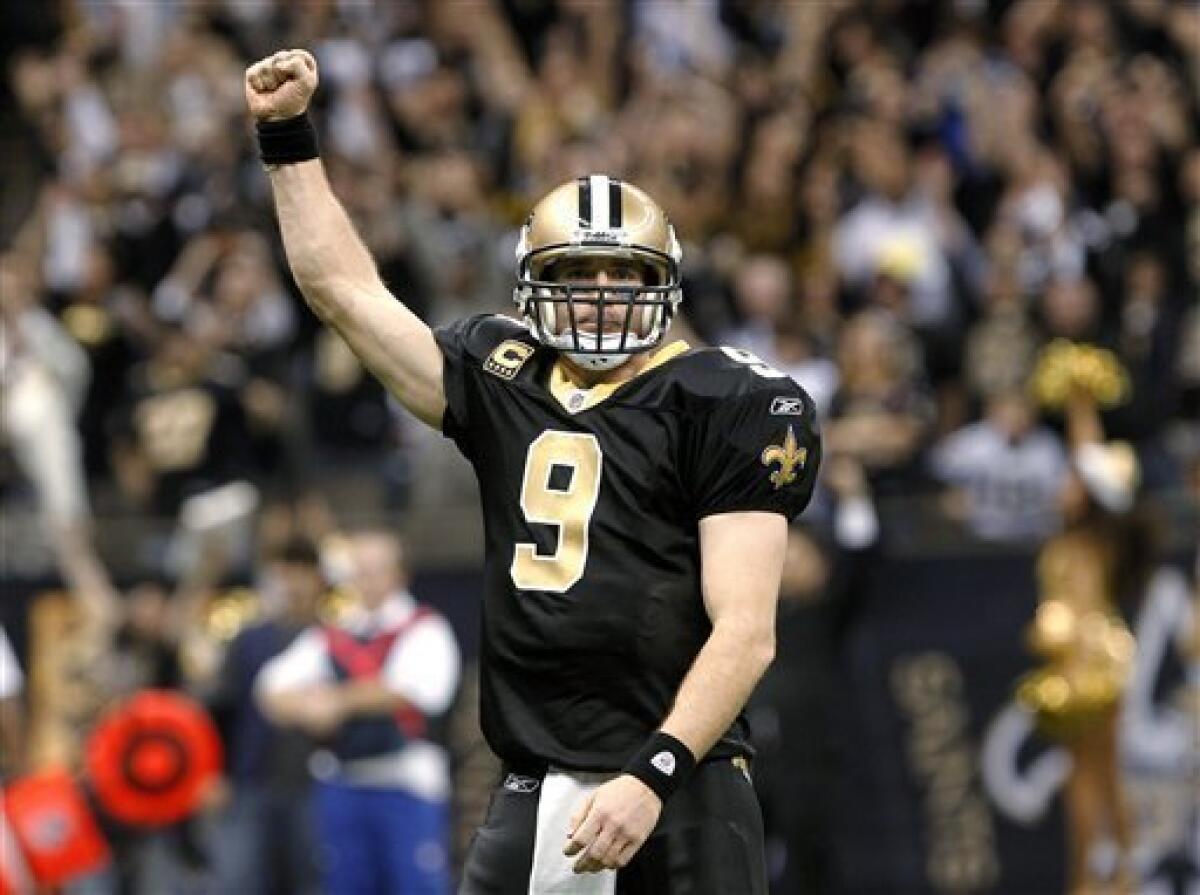 Saints stay in mix for NFC South title with narrow win over Falcons