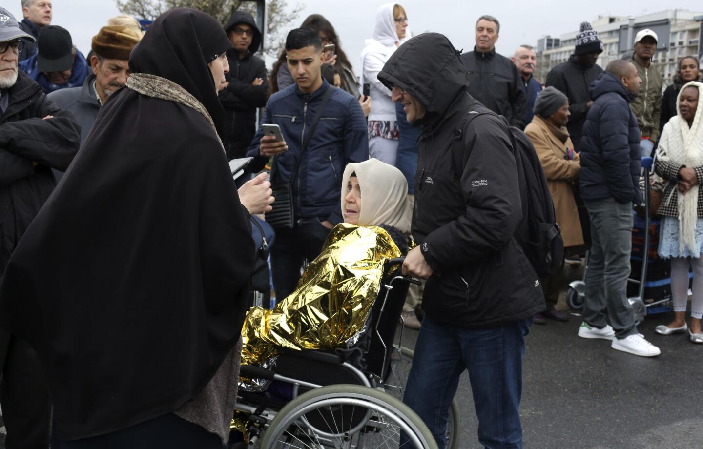 Orly airport evacuated