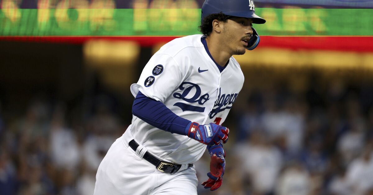 Dodgers gambling that rookie Miguel Vargas’ dynamic bat is worth making a risky move
