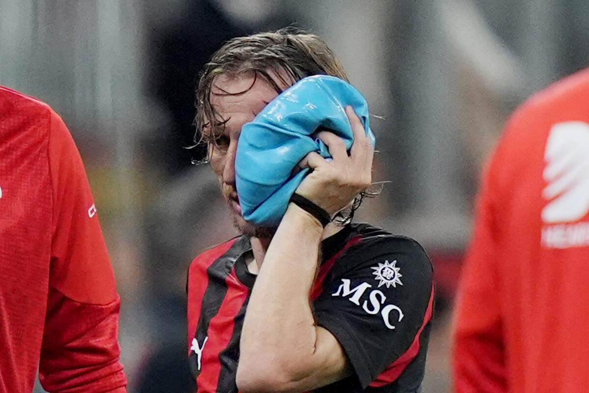 Luka Modric se fractura el pómulo y corre para llegar al Mundial con Croacia - Los Angeles Times