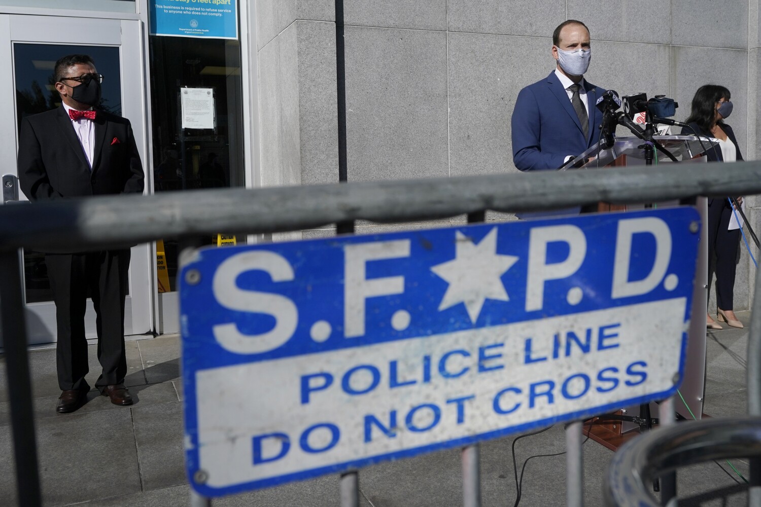 3 current, former San Francisco cops charged with destroying evidence, taking gun from property room