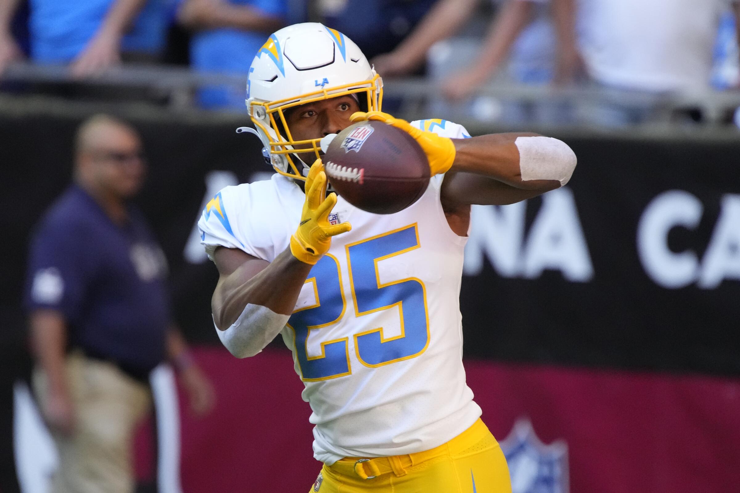 Chargers vs. Raiders matchups, how to watch and prediction - Los