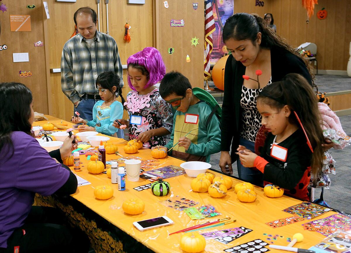 Photo Gallery: Dignity Health Glendale Memorial Hospital & Health Center NICU 20th anniversary reunion