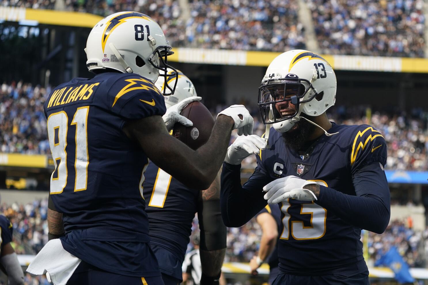 NFL notebook: Chargers lose wide receiver Mike Williams for season