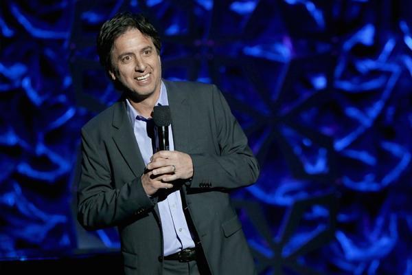 "Everybody Loves Raymond" star, comedian Ray Romano, studied accounting at Queens College in New York but didn't get his degree.