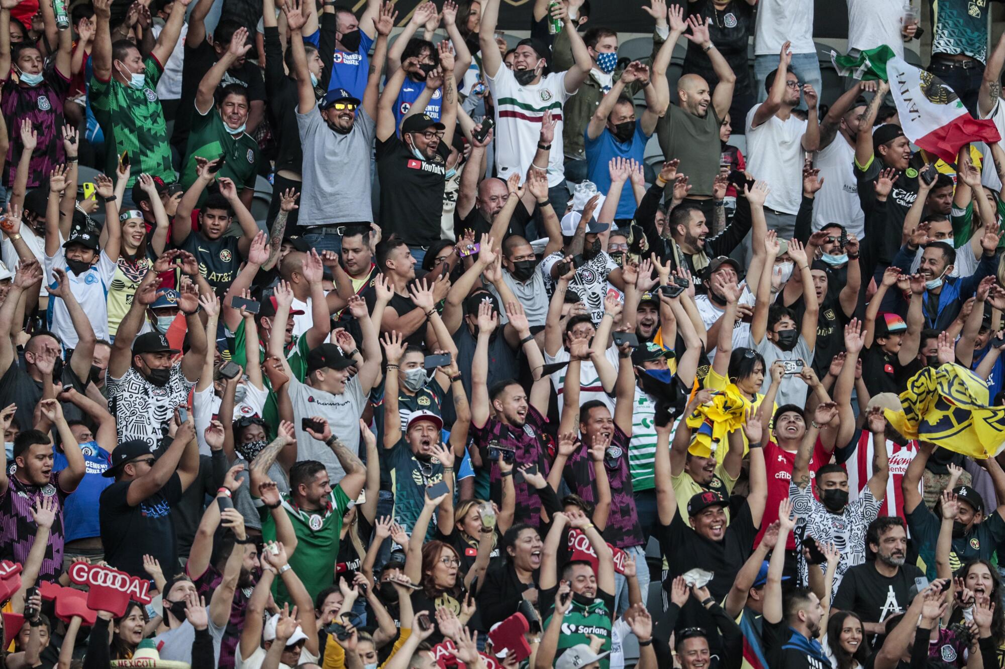 Fans do the wave at the MLS All-Star game
