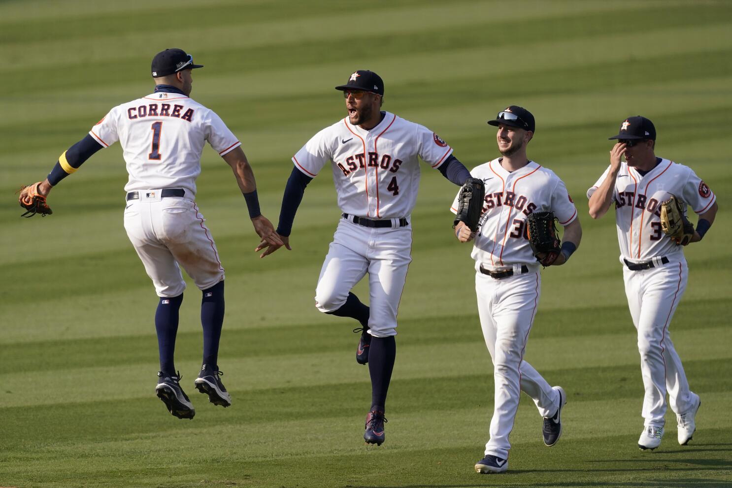 Astros' Carlos Correa Blasts Dodgers' Cody Bellinger For Criticism Of Jose  Altuve