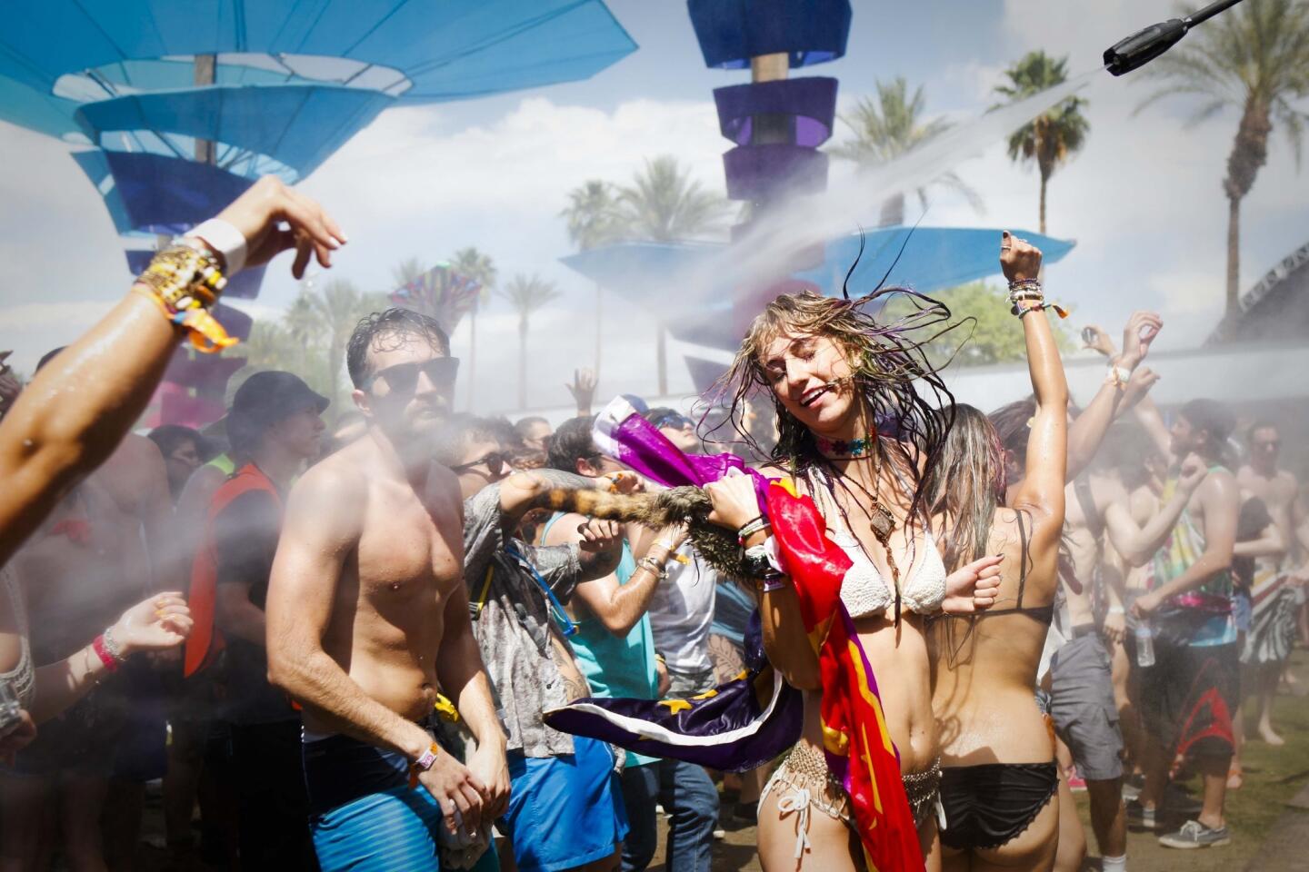 Coachella 2014 gets underway