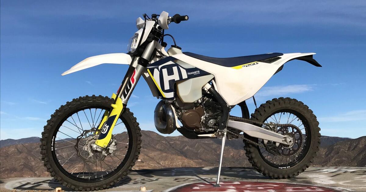 Review: Is this the future of dirt bikes? Husqvarna's fuel-injected  2-stroke - Los Angeles Times