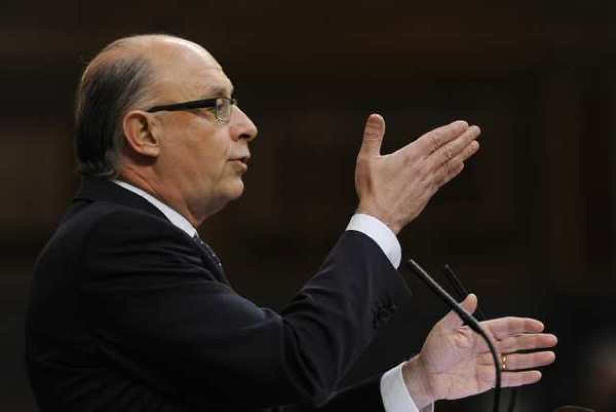 Spain's Finance Minister Cristobal Montoro called for a Eurozone-wide banking union on Tuesday.