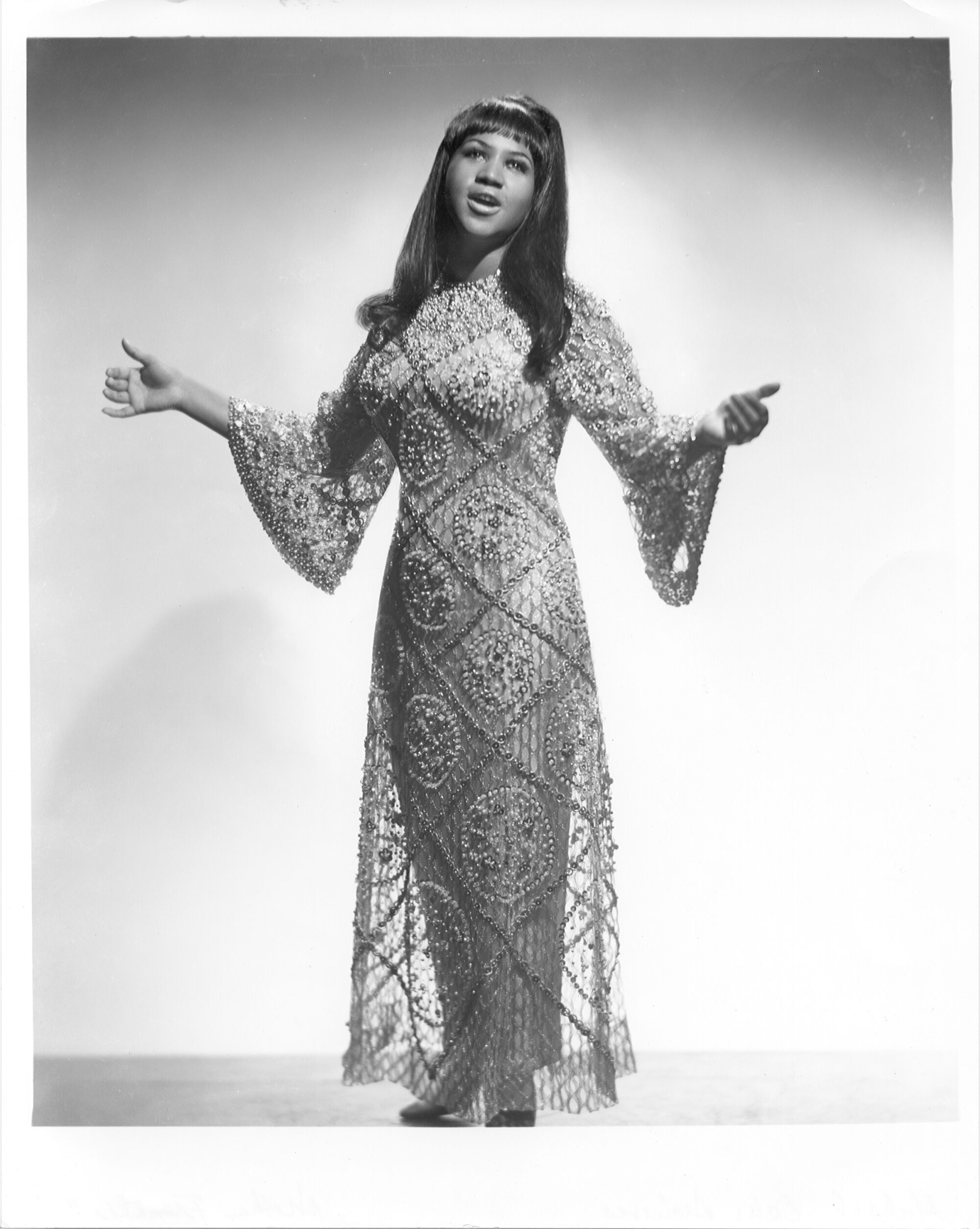 Aretha Franklin poses for a portrait circa 1965. 