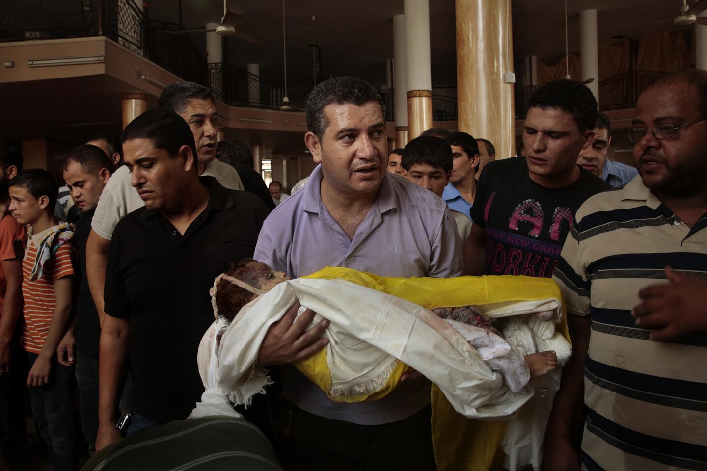 Funeral for Gaza family killed in bombing