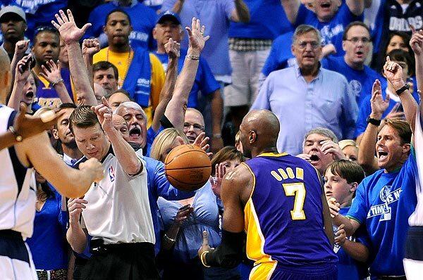 Lakers vs. Mavericks