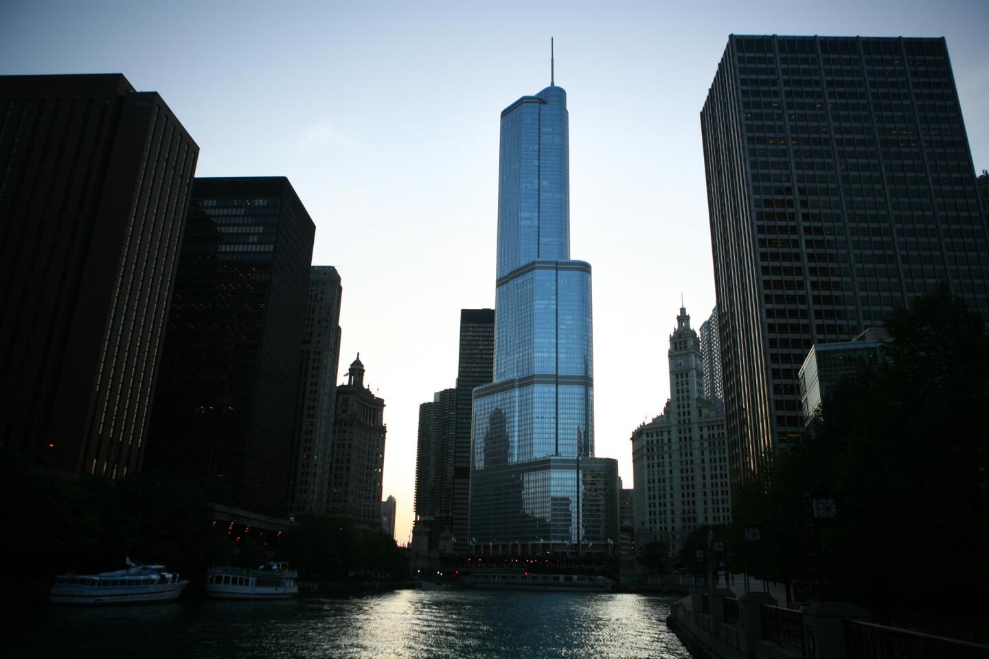 20. Trump International Hotel and Tower, Chicago (1,389 feet)