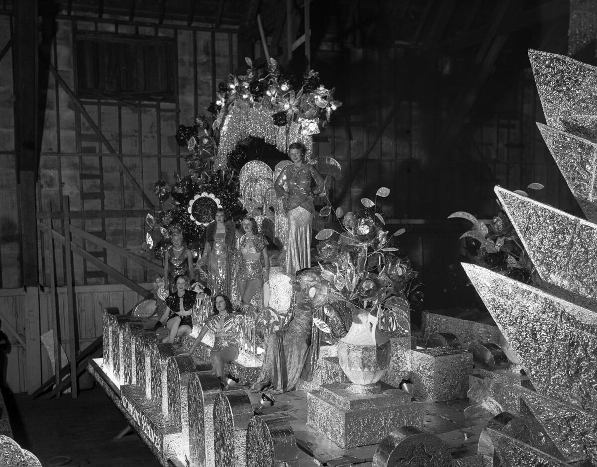 Sept. 24, 1932: The "Fountain of Beauty" float from First National Pictures at the Electrical Parade.