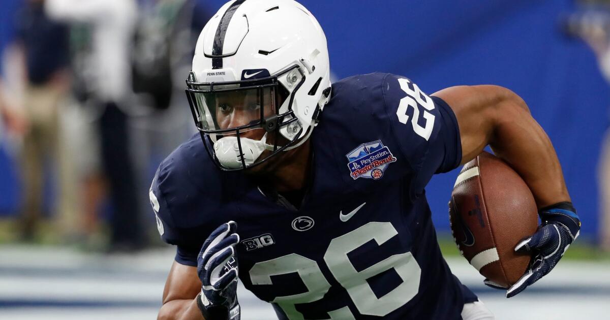 Saquon Barkley stays on feet for 38-yard pickup