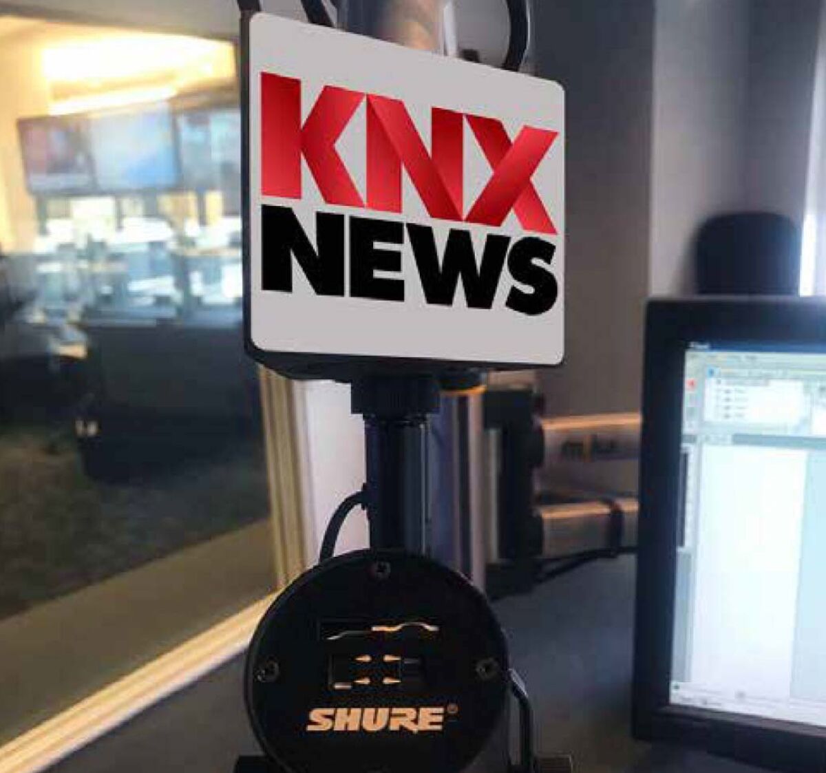 . news radio station KNX will be heard on FM - Los Angeles Times