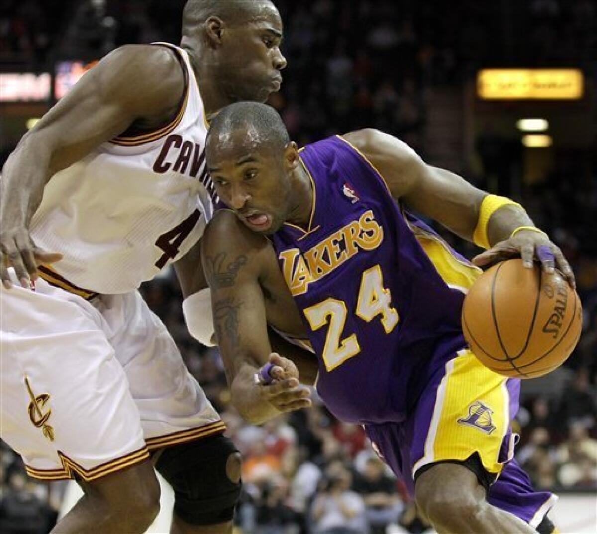 Eerie Scenes for NBA Fans as Kobe Bryant Look Alike Found Inside