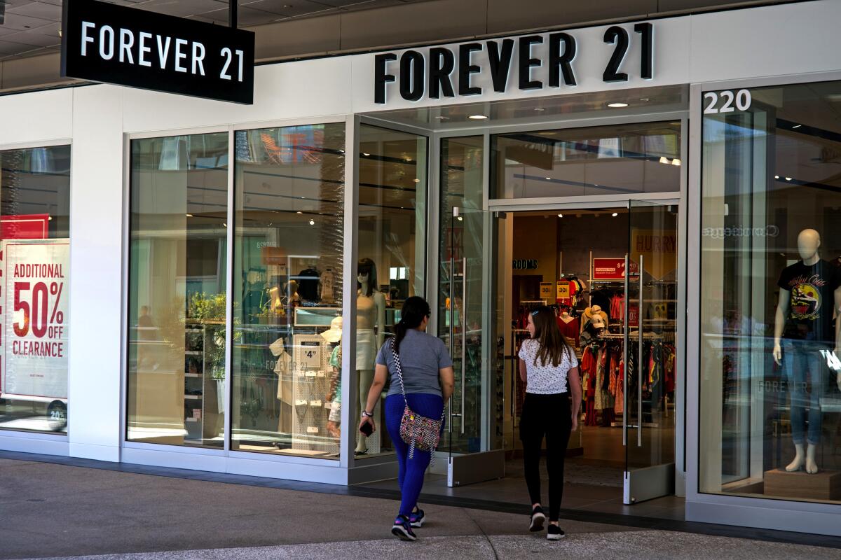Forever 21 is closing its headquarters, laying off employees - Los ...