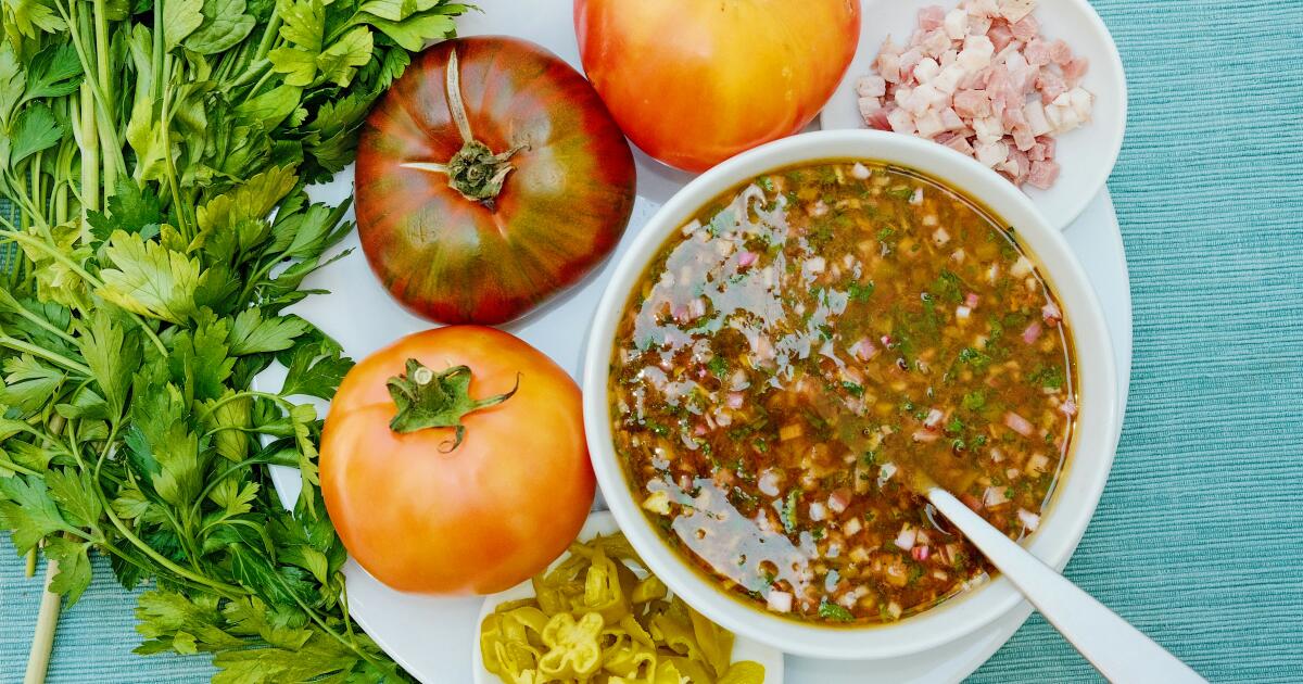 Pancetta-, Tomaten- und Paprika-Vinaigrette